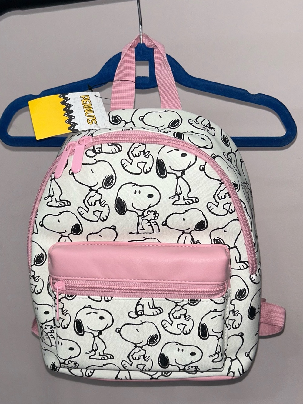 Bioworld X Peanuts Snoopy Mini Backpack. NWT